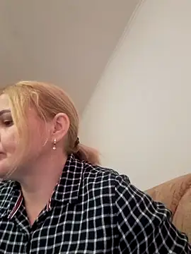 Malichkaanna30 online show from March 14, 2025, 7:59 am