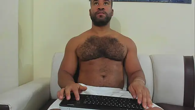 lunainsane58 online show from February 5, 2026, 7:35 am