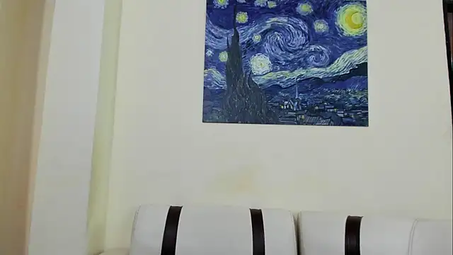 lunainsane58 online show from April 5, 2026, 10:18 pm