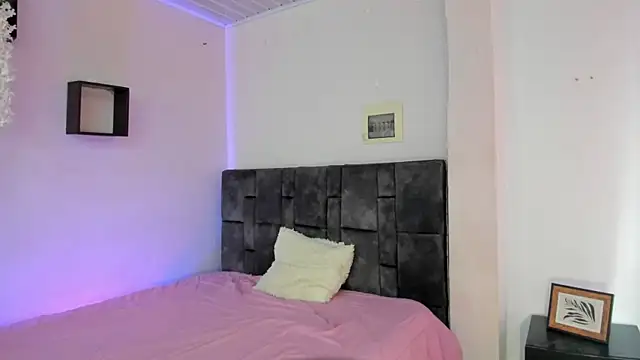 kitty myers online show from March 2, 2026, 4:14 pm