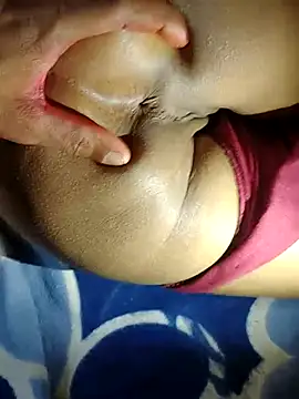 Snapshot of GF_nd_BF_ chatting on March 14, 2025, 5:46 pm GF nd BF  online show from March 14, 2025, 5:46 pm