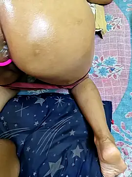 Snapshot of GF_nd_BF_ chatting on October 30, 2025, 5:53 am GF nd BF  online show from October 30, 2025, 5:53 am