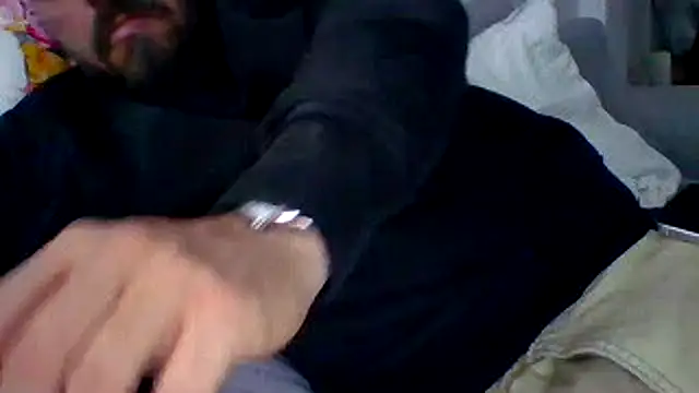 bobotatto online show from April 12, 2026, 10:37 pm