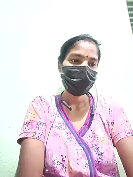 Snapshot of anusiya01 chatting on January 5, 2025, 2:27 am anusiya01 online show from January 5, 2025, 2:27 am