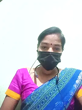 Snapshot of anusiya01 chatting on January 23, 2025, 5:10 pm anusiya01 online show from January 23, 2025, 5:10 pm