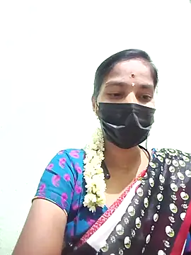 Snapshot of anusiya01 chatting on February 7, 2025, 3:52 pm anusiya01 online show from February 7, 2025, 3:52 pm