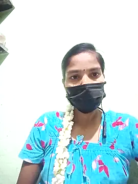 Snapshot of anusiya01 chatting on March 17, 2025, 1:39 pm anusiya01 online show from March 17, 2025, 1:39 pm