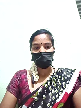 Snapshot of anusiya01 chatting on March 19, 2025, 6:34 pm anusiya01 online show from March 19, 2025, 6:34 pm