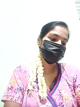 Snapshot of anusiya01 chatting on March 21, 2025, 2:07 pm anusiya01 online show from March 21, 2025, 2:07 pm