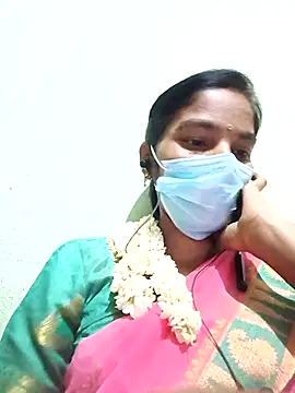 Snapshot of anusiya01 chatting on October 5, 2025, 4:49 pm anusiya01 online show from October 5, 2025, 4:49 pm