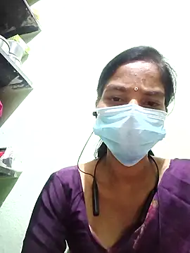 Snapshot of anusiya01 chatting on October 6, 2025, 5:54 pm anusiya01 online show from October 6, 2025, 5:54 pm