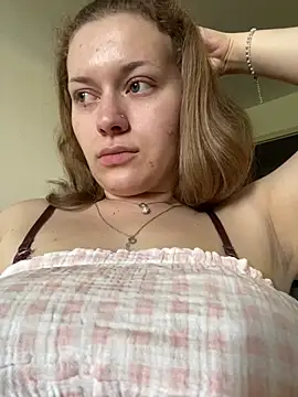 Ariell Margot  online show from June 7, 2026, 12:20 pm