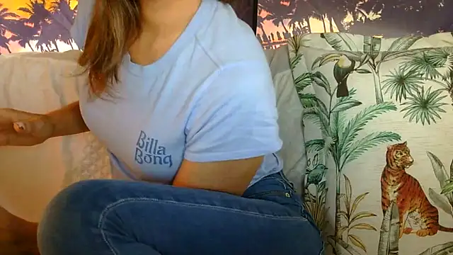 Snapshot of Sexyhottpunani chatting on October 14, 2025, 5:25 pm Sexyhottpunani online show from October 14, 2025, 5:25 pm