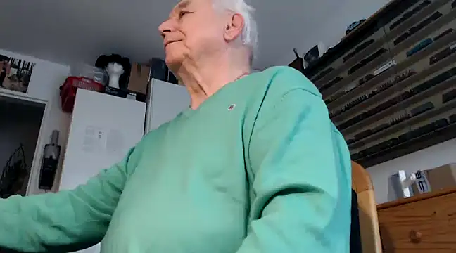 utilisasinus online show from January 21, 2025, 12:29 pm