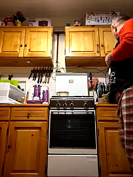 intx800 online show from January 10, 2025, 3:18 am