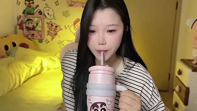 xiSSts online show from October 5, 2025, 8:18 pm