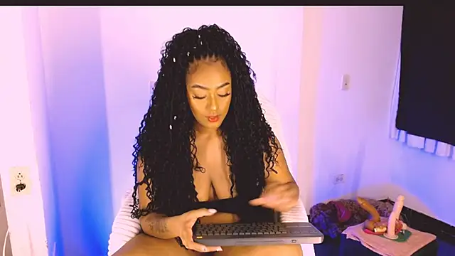 Emily Williams12 online show from September 21, 2025, 2:13 am