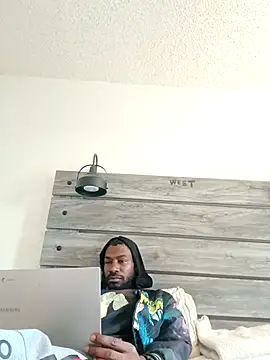 Mcoleman4642 online show from November 1, 2025, 5:26 pm