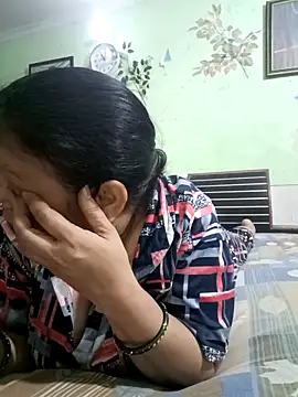 Kavya kapoor online show from April 7, 2026, 5:30 am