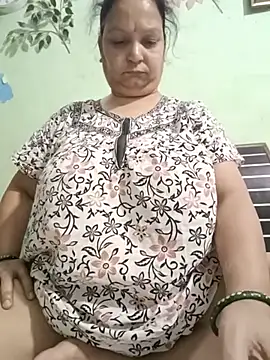 Snapshot of Kavya_kapoor chatting on July 7, 2026, 6:12 pm Kavya kapoor online show from July 7, 2026, 6:12 pm