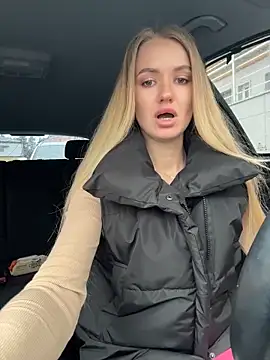 Devill Angel  online show from April 15, 2026, 6:09 am