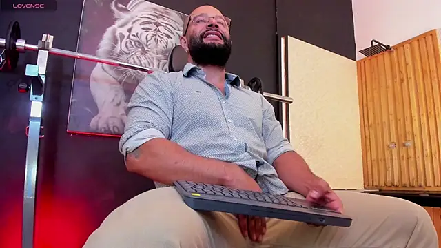 Luke  09 online show from November 28, 2025, 11:13 am