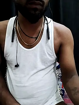 Snapshot of Fucker_boy_1 chatting on September 17, 2025, 6:04 am Fucker boy 1 online show from September 17, 2025, 6:04 am