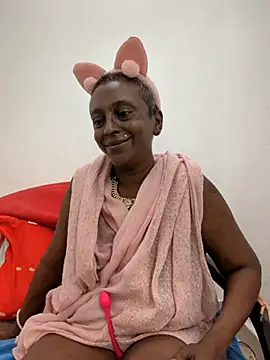 mamakarma1403 online show from July 8, 2026, 3:38 pm