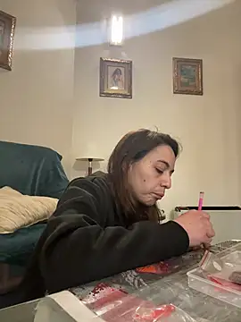 kattleya1407 online show from April 3, 2026, 2:42 am