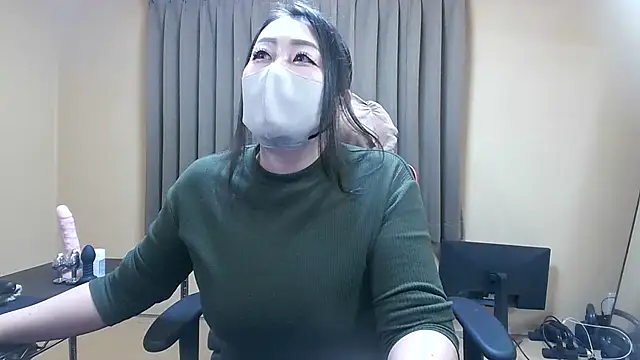 Snapshot of SAKURA_OSUSHI chatting on January 3, 2025, 2:08 pm SAKURA OSUSHI online show from January 3, 2025, 2:08 pm