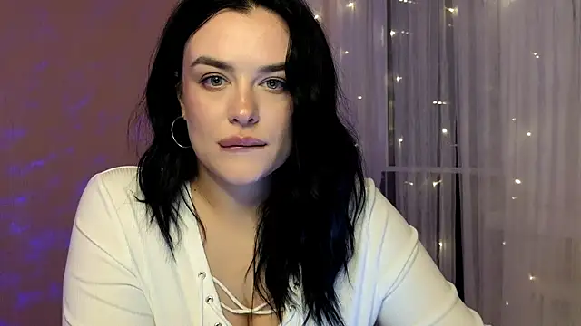 Snapshot of Act_avia chatting on December 1, 2024, 6:19 pm Act avia online show from December 1, 2024, 6:19 pm