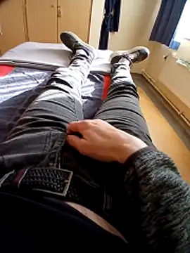 pascalino100 online show from February 26, 2026, 9:30 am