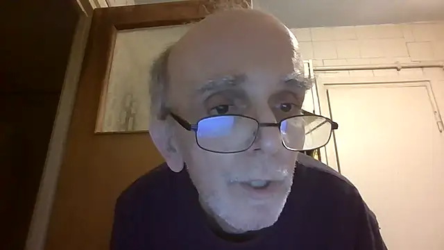 mariusica1xh online show from April 11, 2026, 9:52 pm