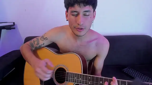 Henrikk senn online show from March 13, 2026, 1:56 am