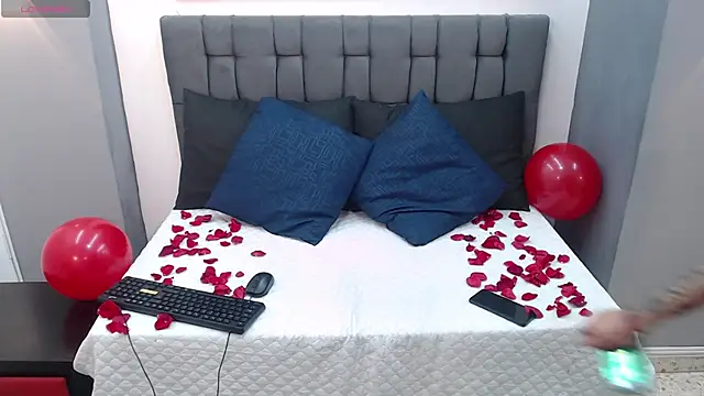 Venus medussa online show from February 14, 2025, 7:54 pm