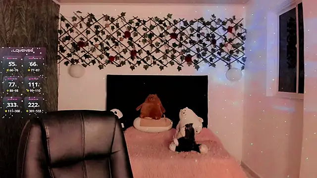 Snapshot of Lilith_Miller21 chatting on September 30, 2025, 8:14 pm Lilith Miller21 online show from September 30, 2025, 8:14 pm