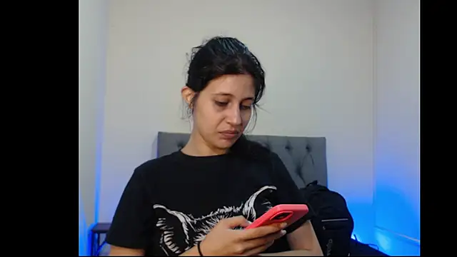Snapshot of bellatrix25 chatting on March 10, 2026, 3:39 pm bellatrix25 online show from March 10, 2026, 3:39 pm