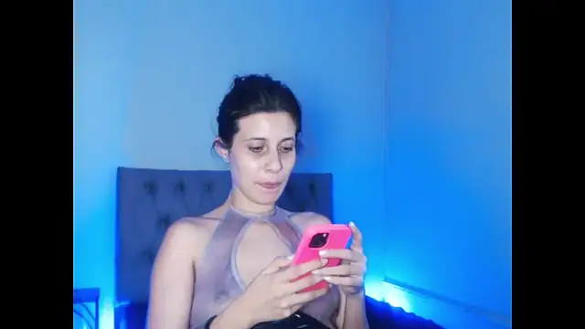 Snapshot of bellatrix25 chatting on March 28, 2026, 6:51 pm bellatrix25 online show from March 28, 2026, 6:51 pm