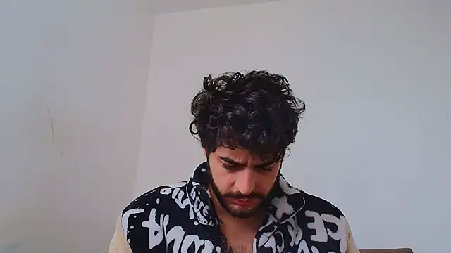 thomas gun online show from April 5, 2026, 7:11 pm