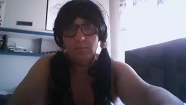 Snapshot of brindisiroby chatting on July 20, 2026, 8:06 am brindisiroby online show from July 20, 2026, 8:06 am