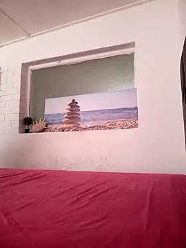 Snapshot of Candy_Love_18 chatting on January 7, 2025, 12:52 pm Candy Love 18 online show from January 7, 2025, 12:52 pm