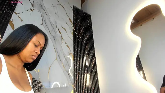 ebony hot1 online show from November 4, 2025, 2:16 pm