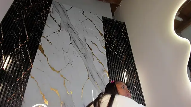 ebony hot1 online show from February 3, 2026, 3:28 pm