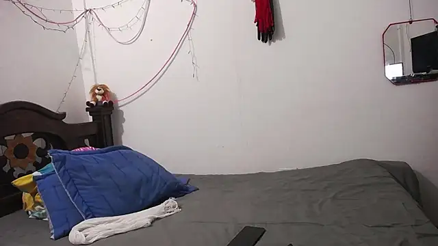 DominaLeona online show from March 1, 2025, 11:47 pm