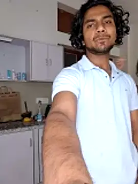 riya190 online show from April 8, 2026, 5:13 pm