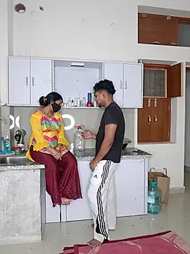 riya190 online show from April 16, 2026, 5:03 pm