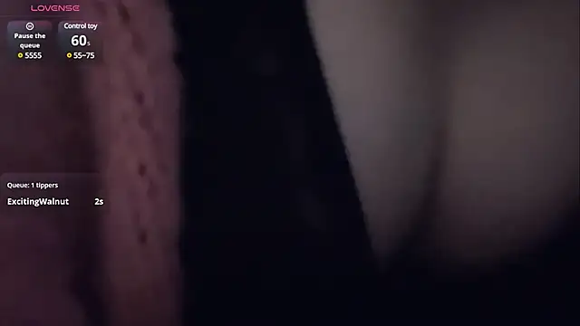 Sweet-Angel999 online show from February 26, 2025, 5:50 pm