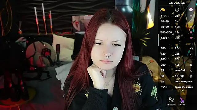 Lily Moonlight online show from March 24, 2026, 7:13 am