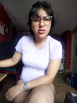 Im Alma  online show from December 12, 2024, 2:55 pm