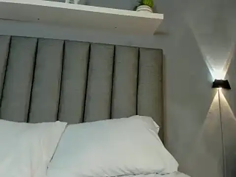 Snapshot of dalila30x chatting on February 26, 2025, 5:42 am dalila30x online show from February 26, 2025, 5:42 am